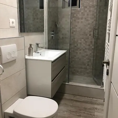 Апартаменти Double A House-avram Iancu Брашов